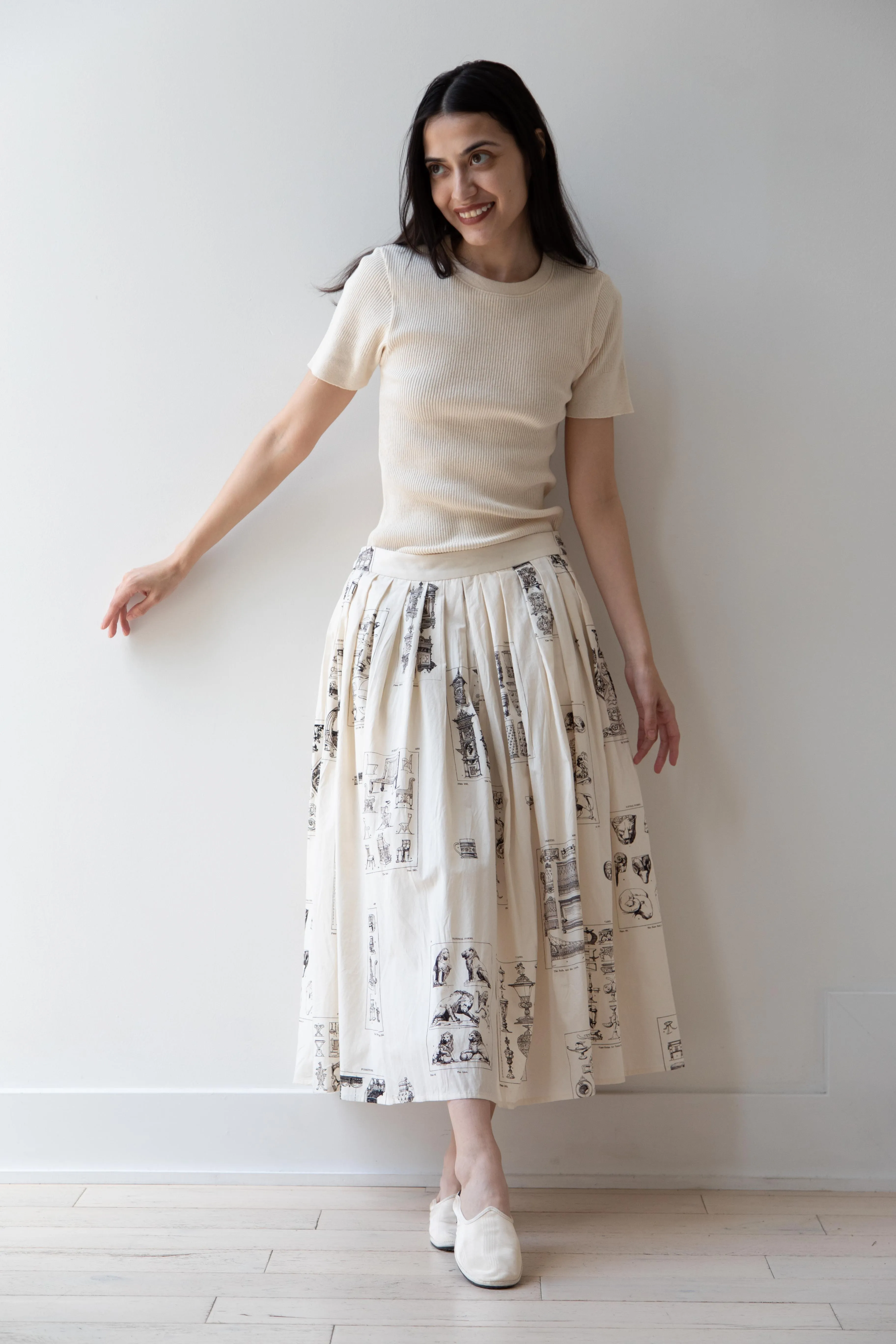 Aleksandr Manamïs | Pleated Skirt in Architectural Ornaments
