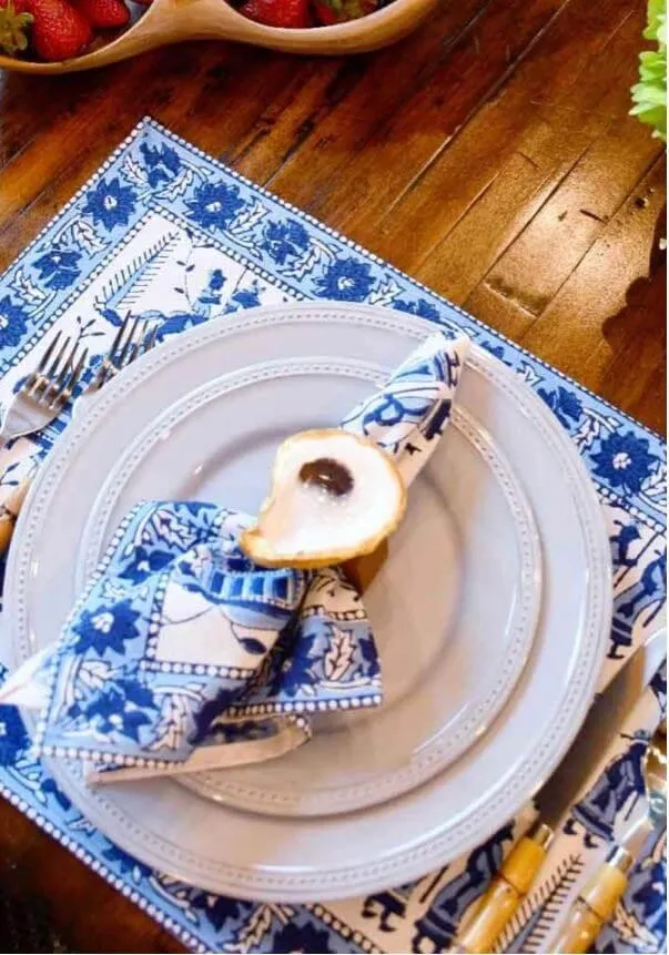 Champagne Chinoiserie Set