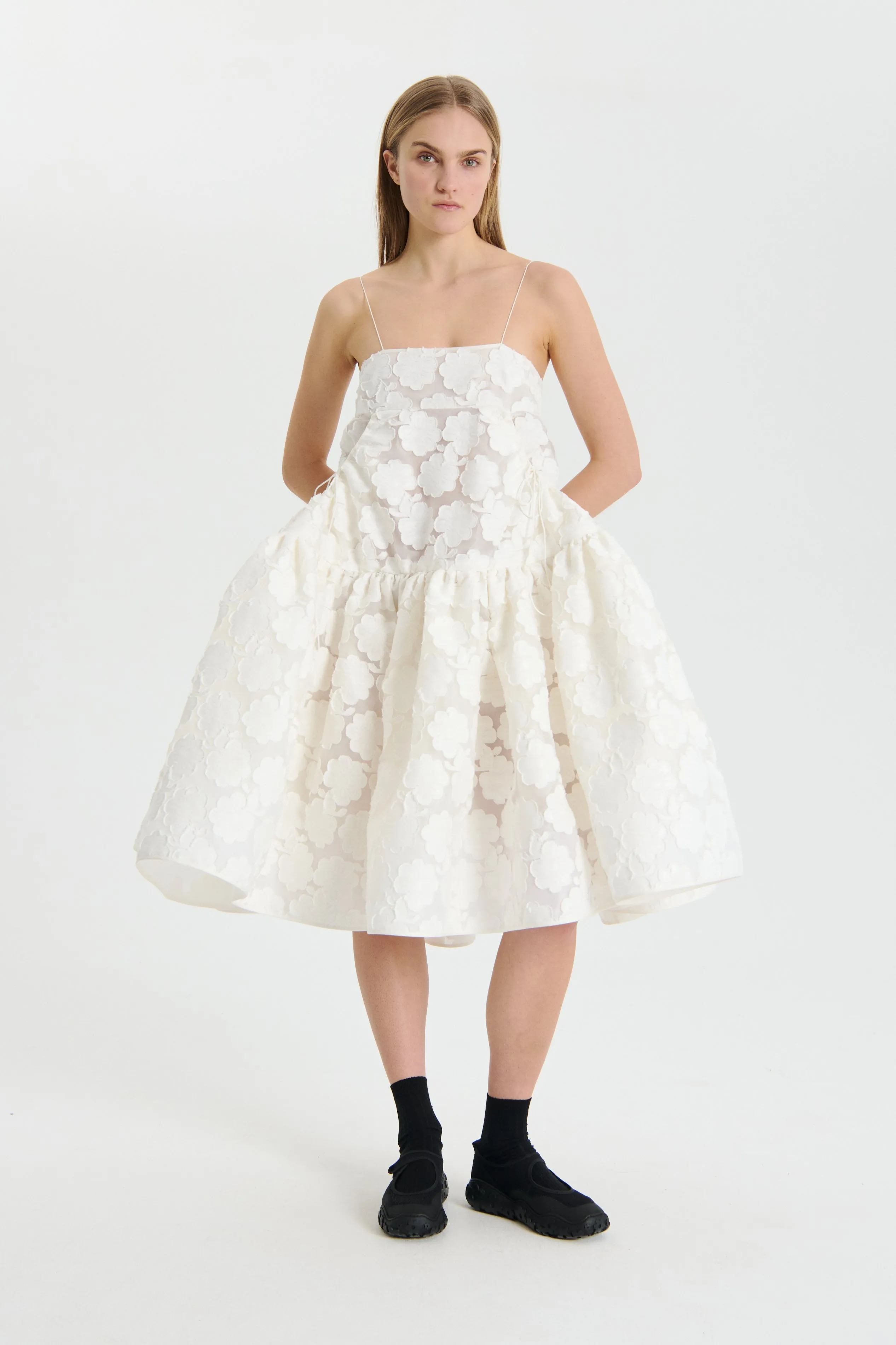 CIRKELINE | DRESS SUNSHINE FIL-COUP… WHITE