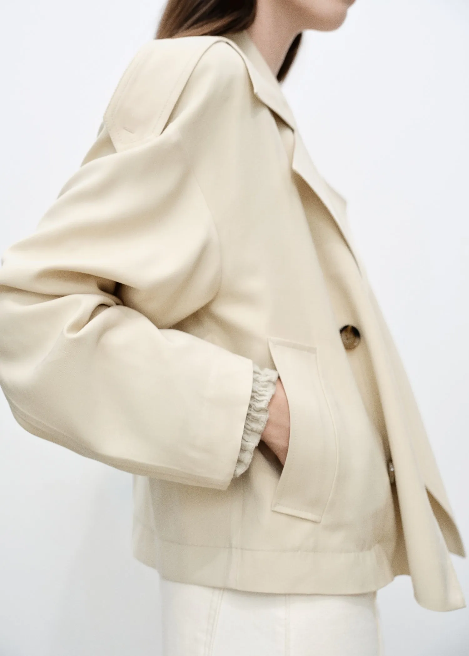 Double-breasted jacket with lapels