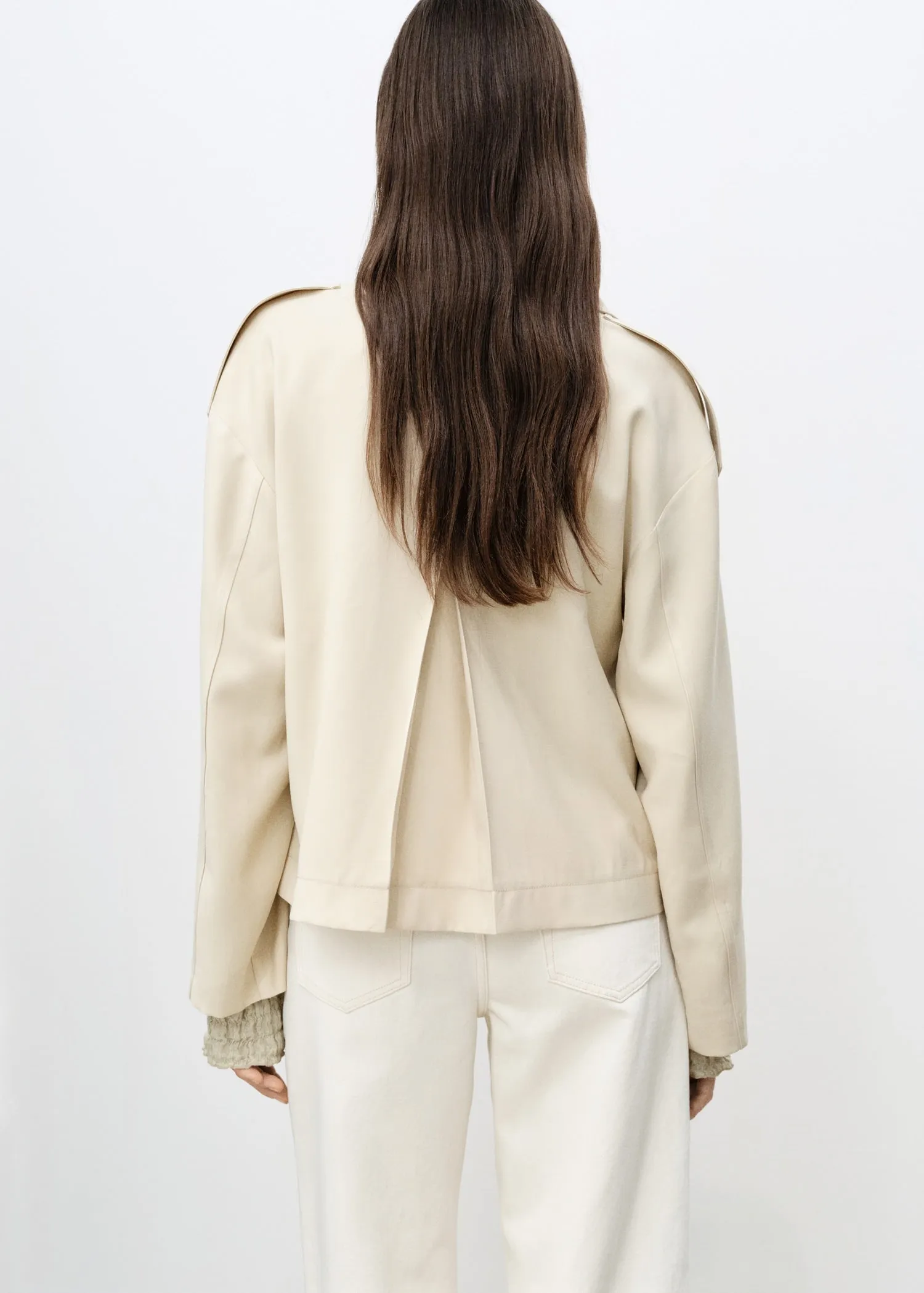 Double-breasted jacket with lapels