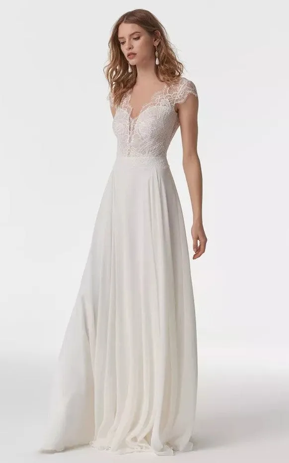 Elegant A Line Chiffon Long Sleeve Illusion Cap Wedding Dress with Lace-716116
