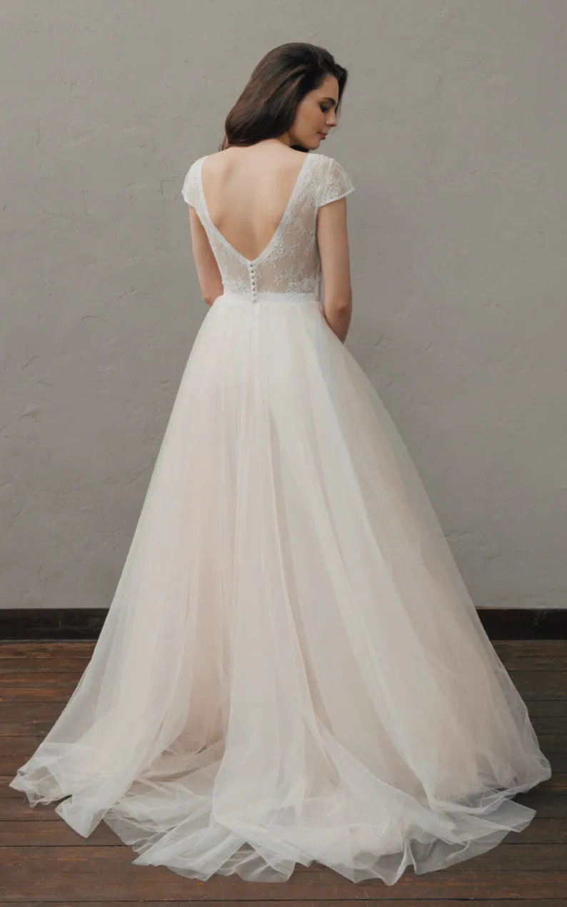 Elegant A Line Lace and Tulle V-neck Wedding Dress with Ruching-716069
