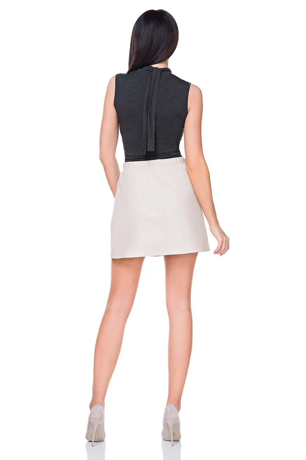 Elegant Knit Blouse with Versatile Collar