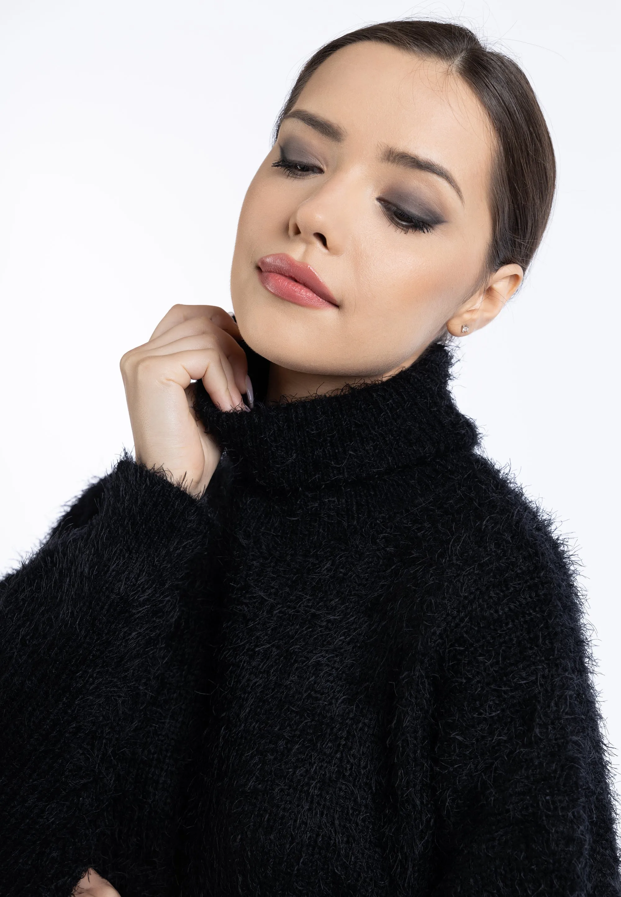 faina Women's Women'S Turtleneck Sweater