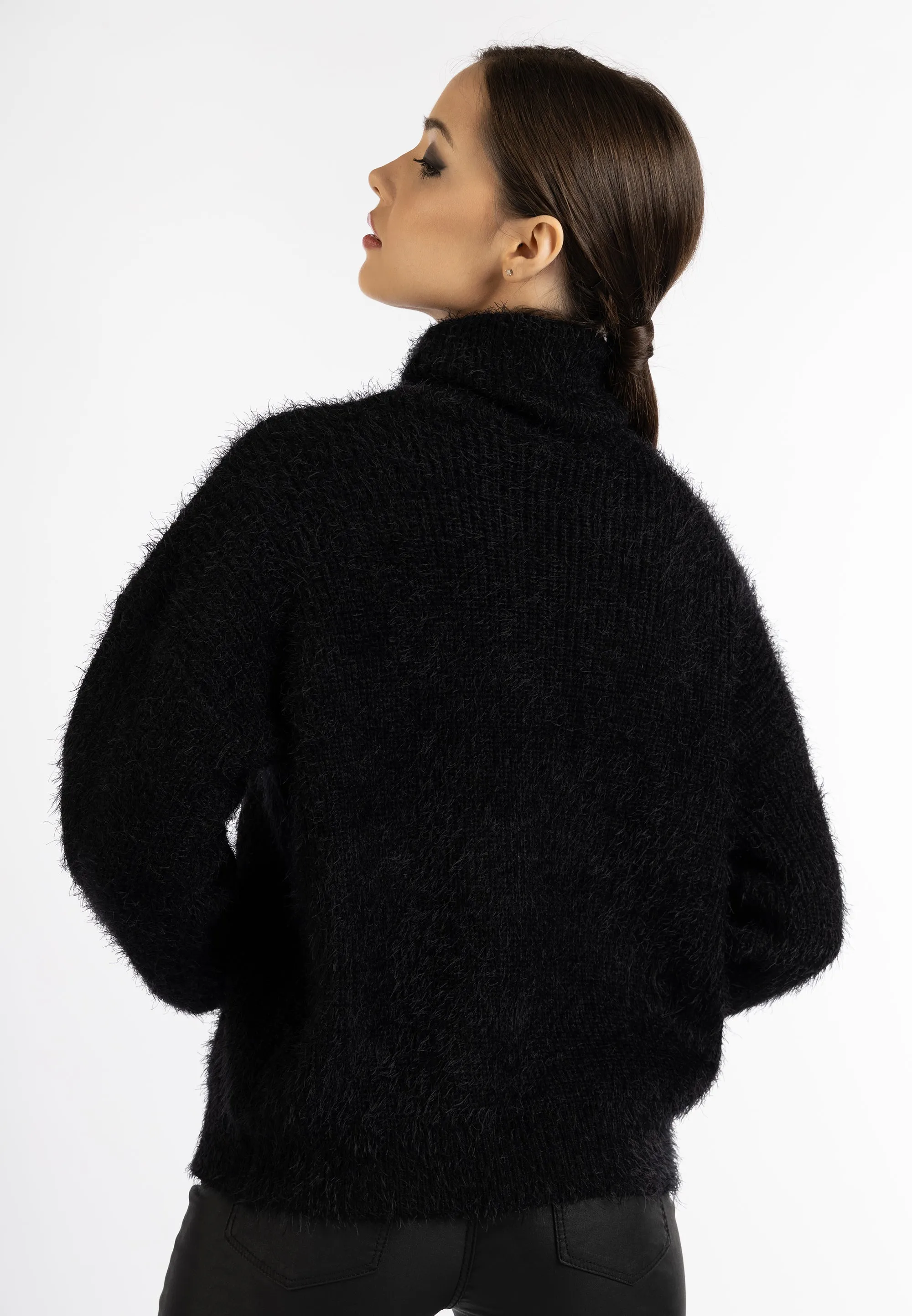 faina Women's Women'S Turtleneck Sweater