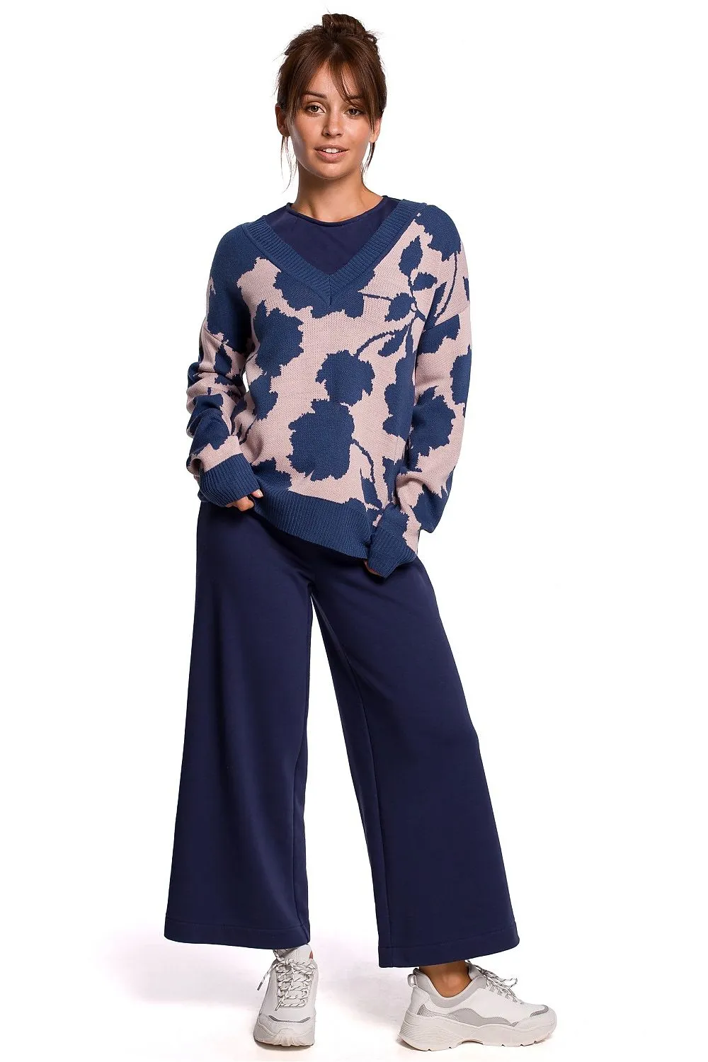 Floral V-Neck Lightweight Sweater