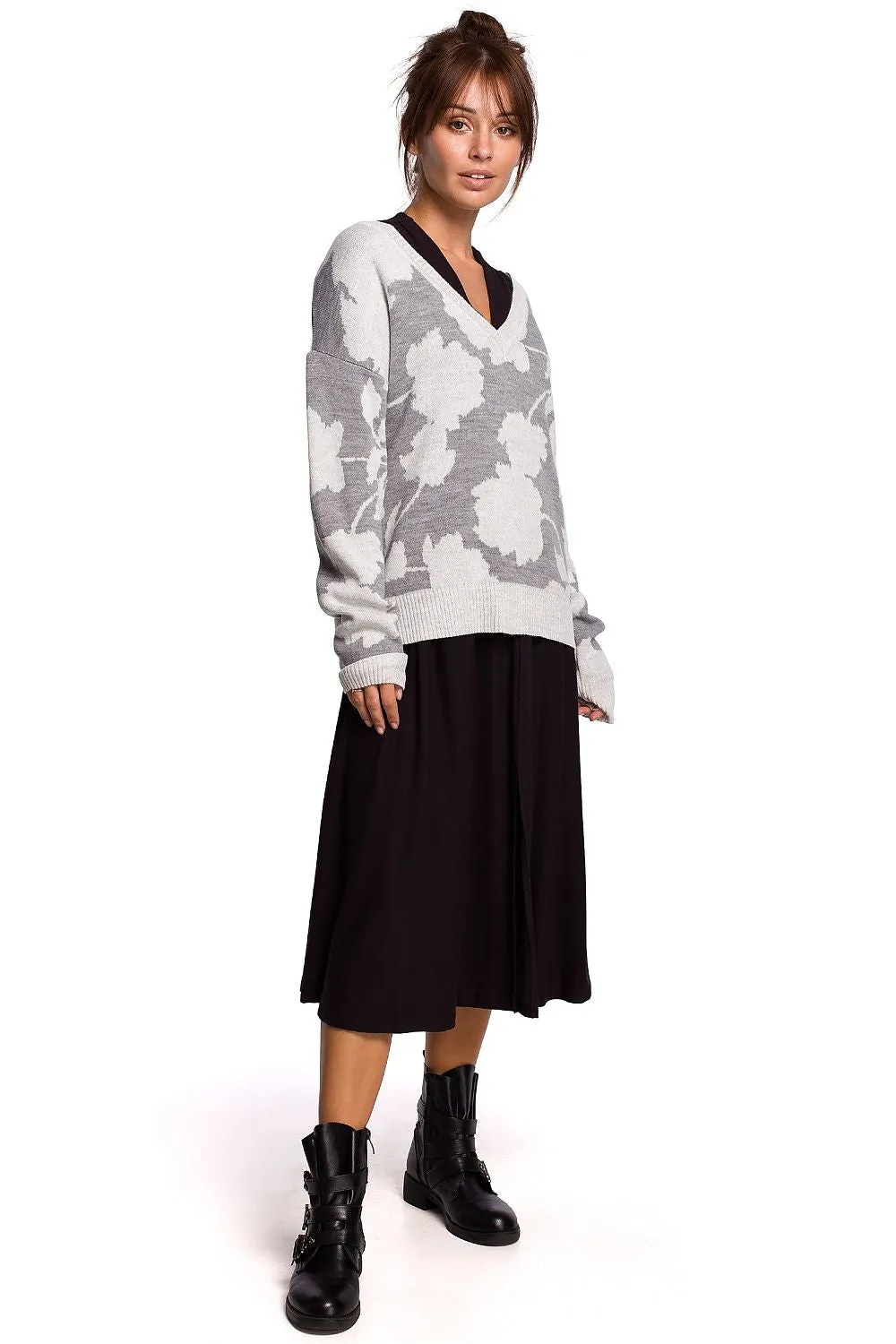 Floral V-Neck Lightweight Sweater