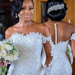 Gorgeous Mermaid Lace Wedding Dresses Full Sleeves Appliques Sheer Neckline Tulle Trumpet Wedding Gown African