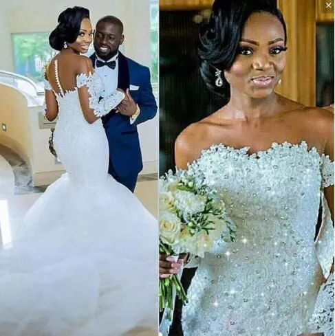Gorgeous Mermaid Lace Wedding Dresses Full Sleeves Appliques Sheer Neckline Tulle Trumpet Wedding Gown African