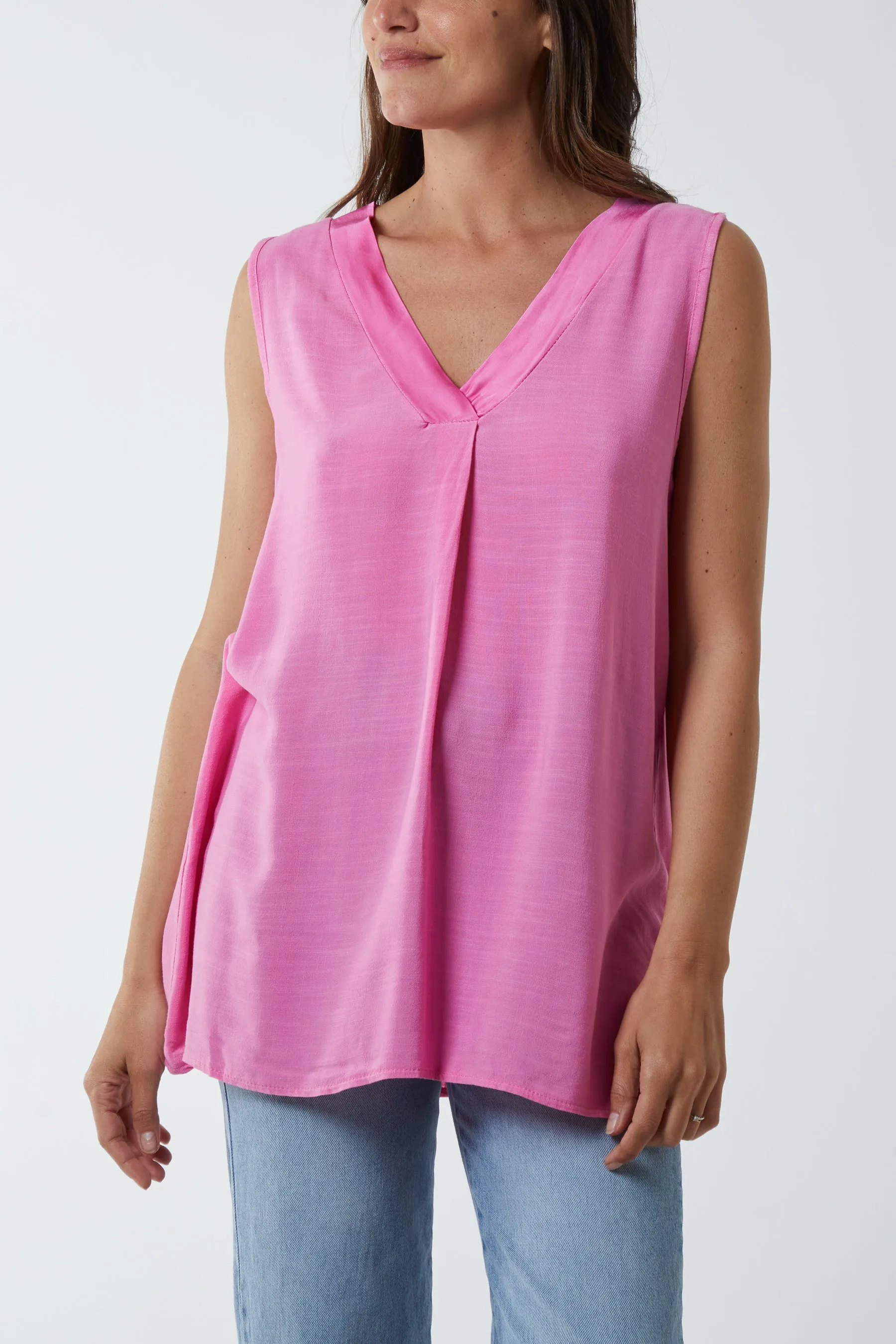 Kiwi Collar Satin Trim Vest