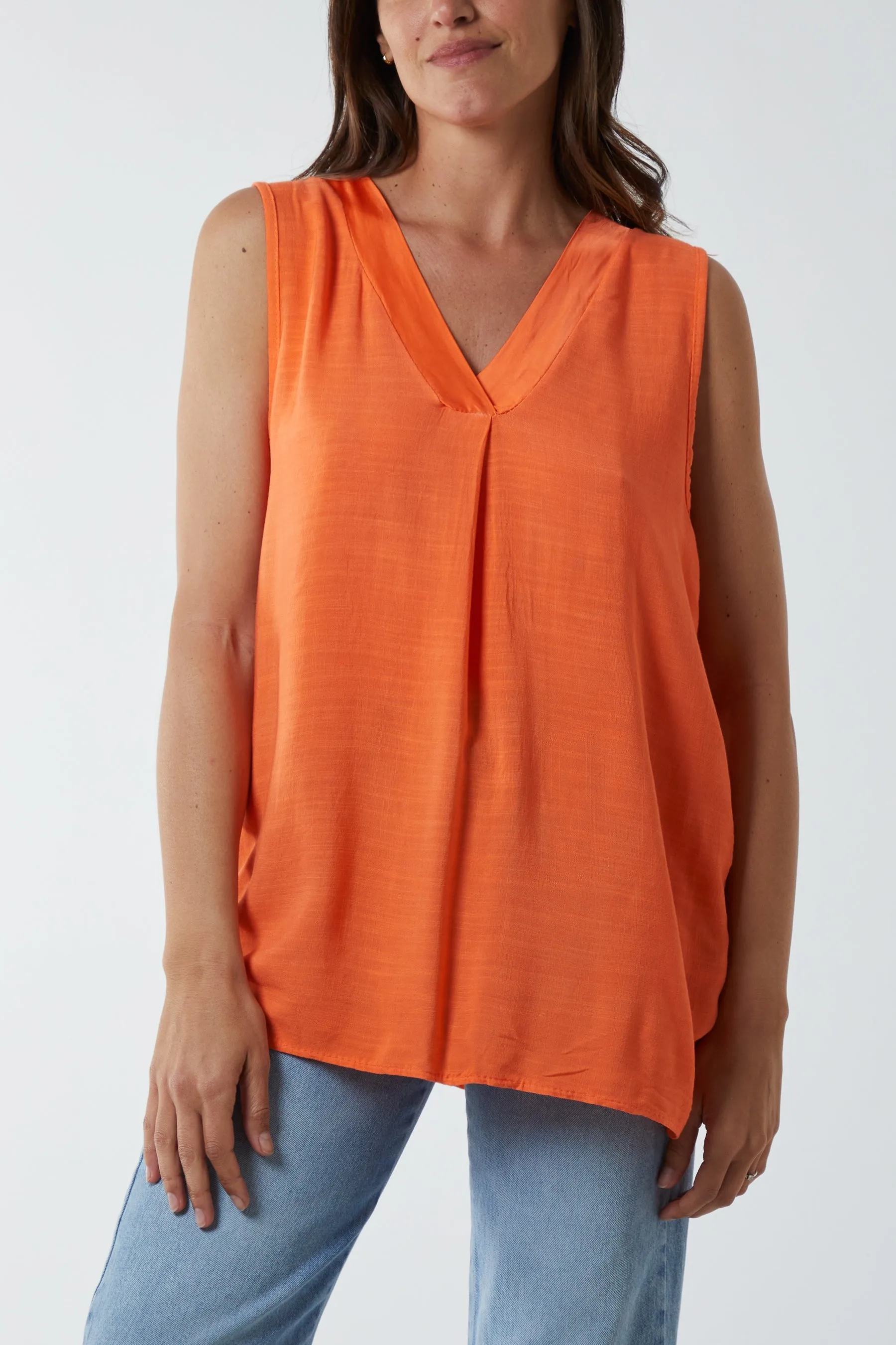 Kiwi Collar Satin Trim Vest