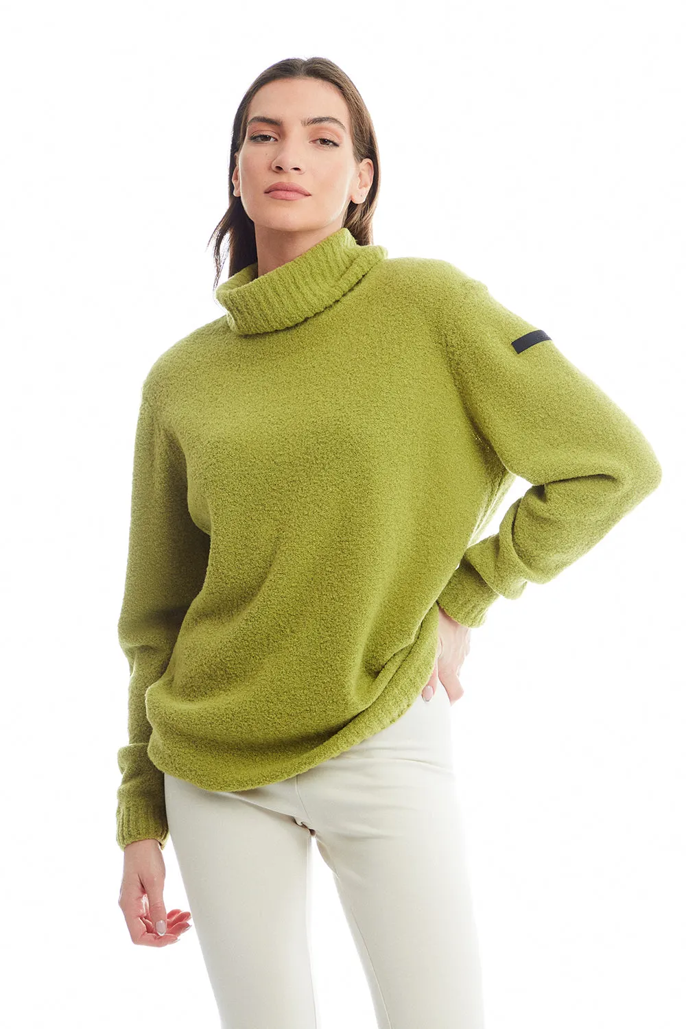 KNIT BOUCLE TURTLENECK CAPI