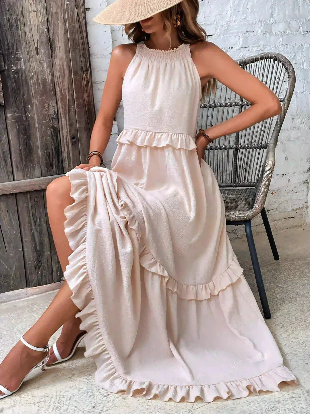Melly™ - Sunshine Breeze Halter Ruffle Maxi Dress