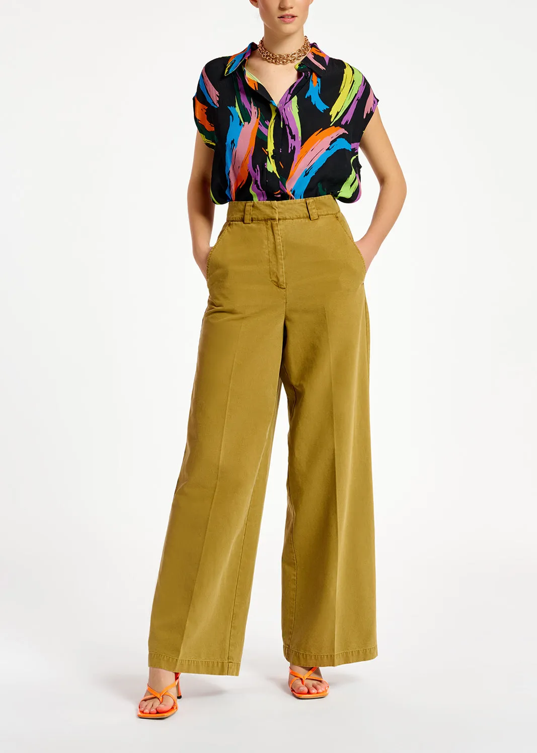 Multicolor abstract print sleeveless shirt