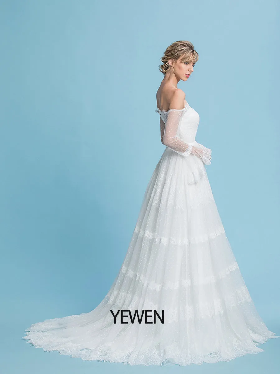 Off the Shoulder Romantic Bohemian Wedding Dresses Long Sleeves Beach Wedding Bridal Dress