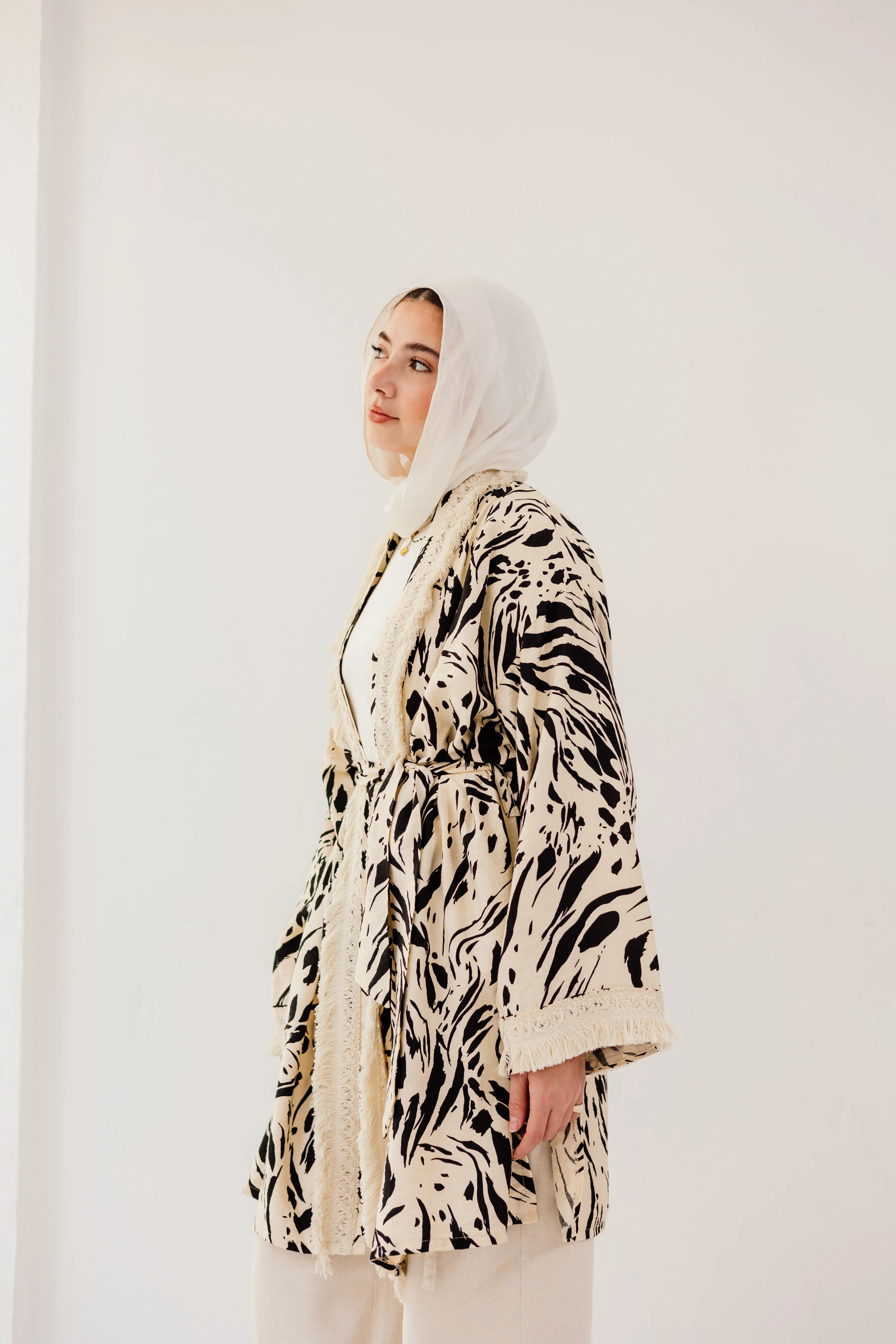 Oia Kimono in Black