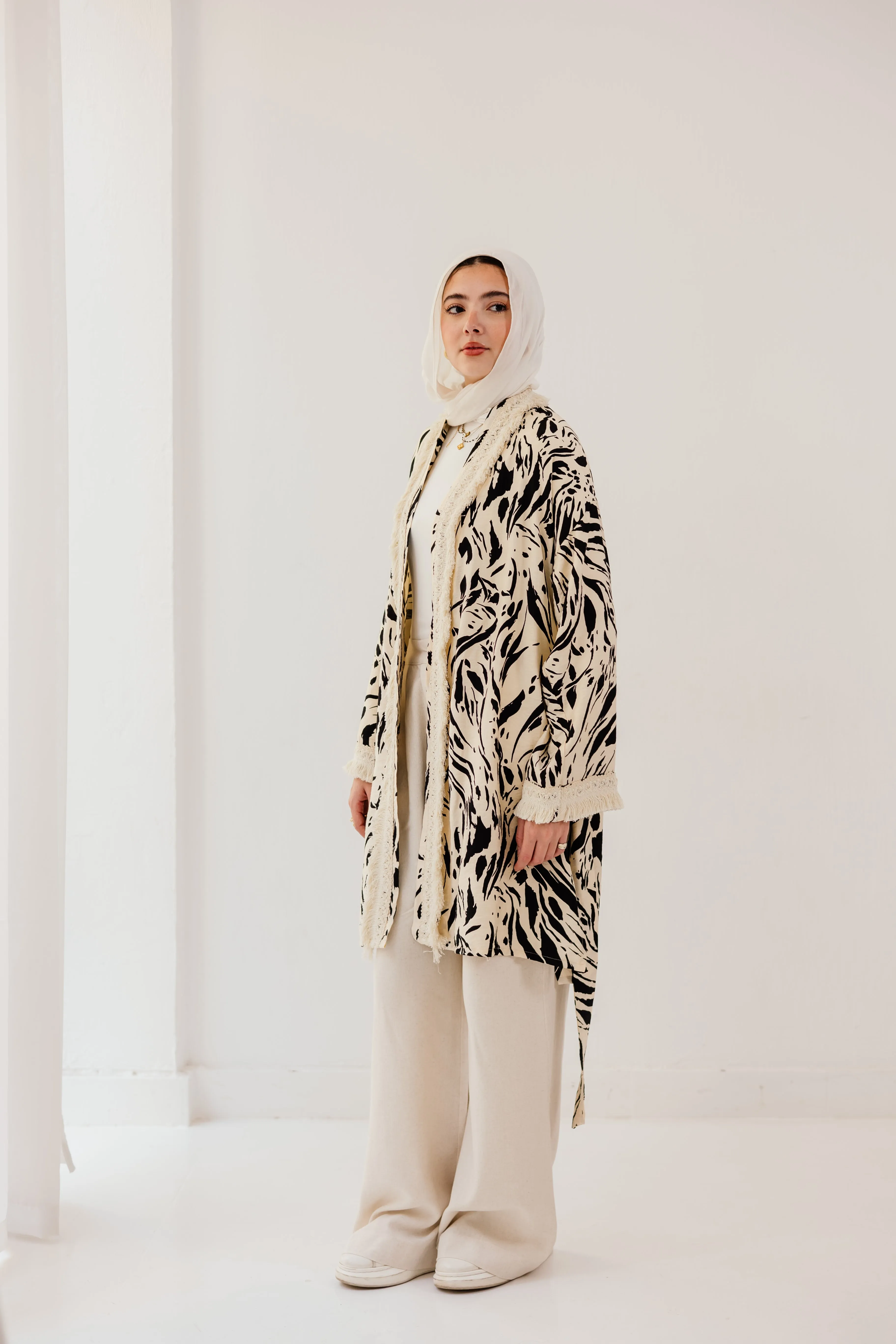 Oia Kimono in Black