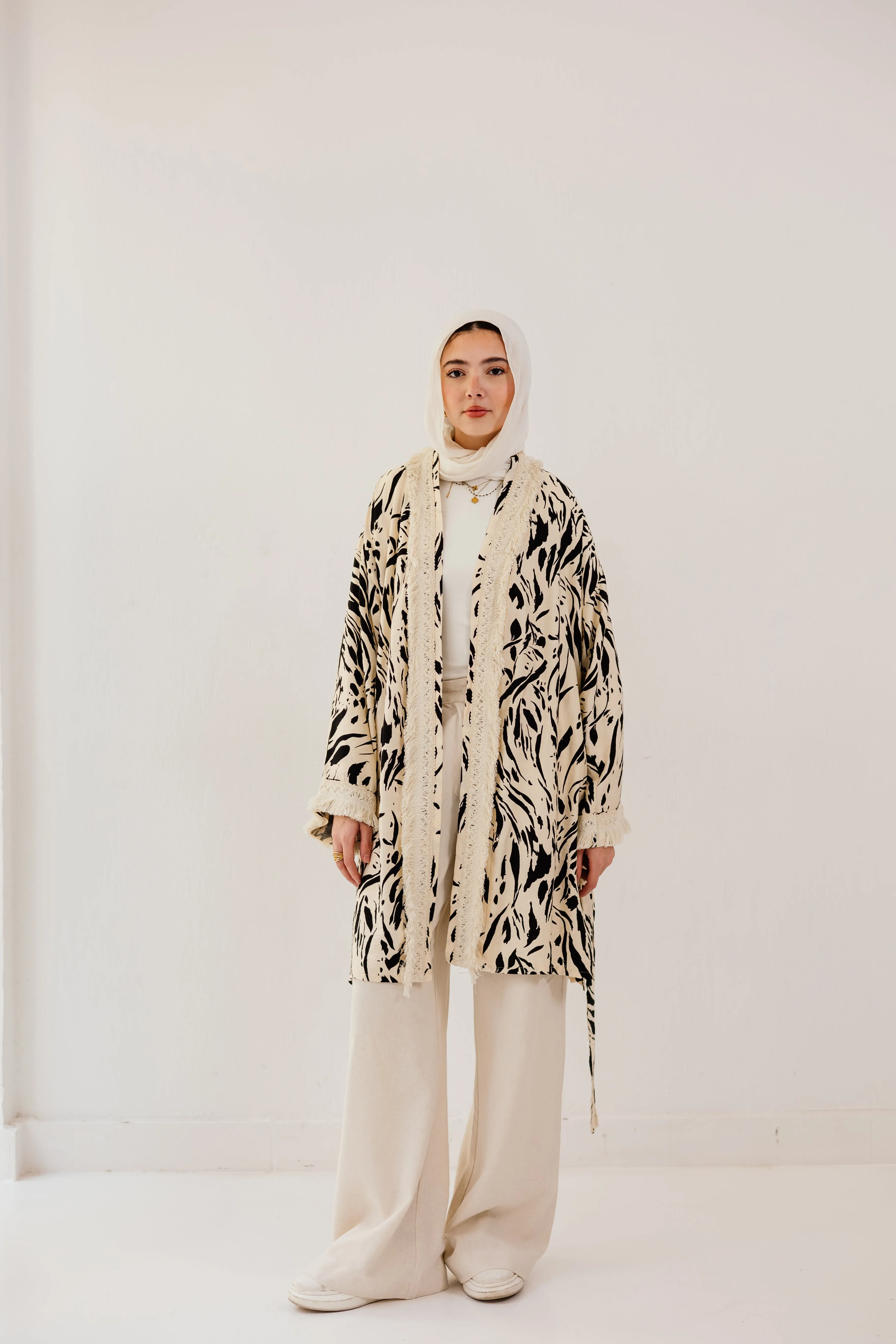 Oia Kimono in Black