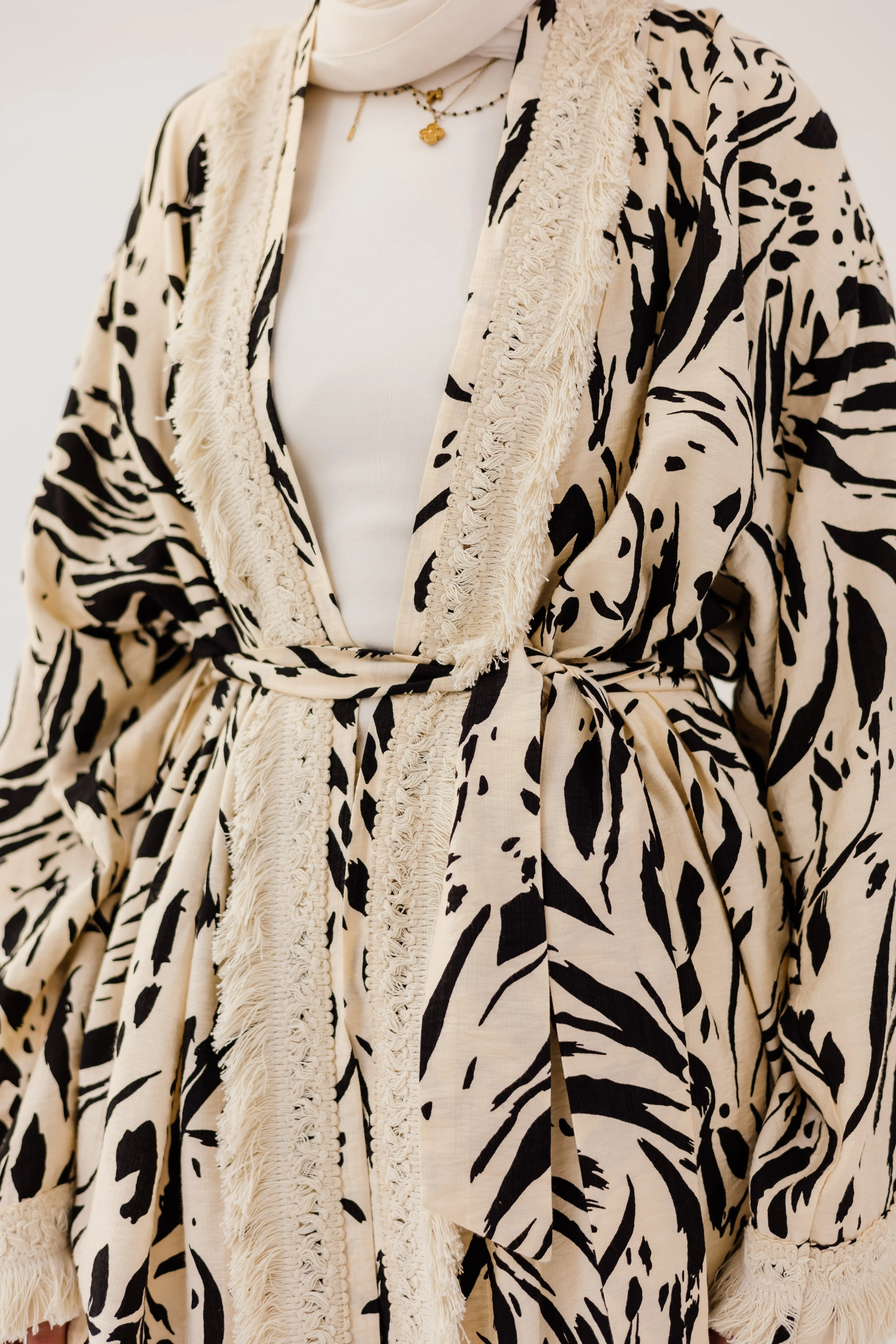 Oia Kimono in Black