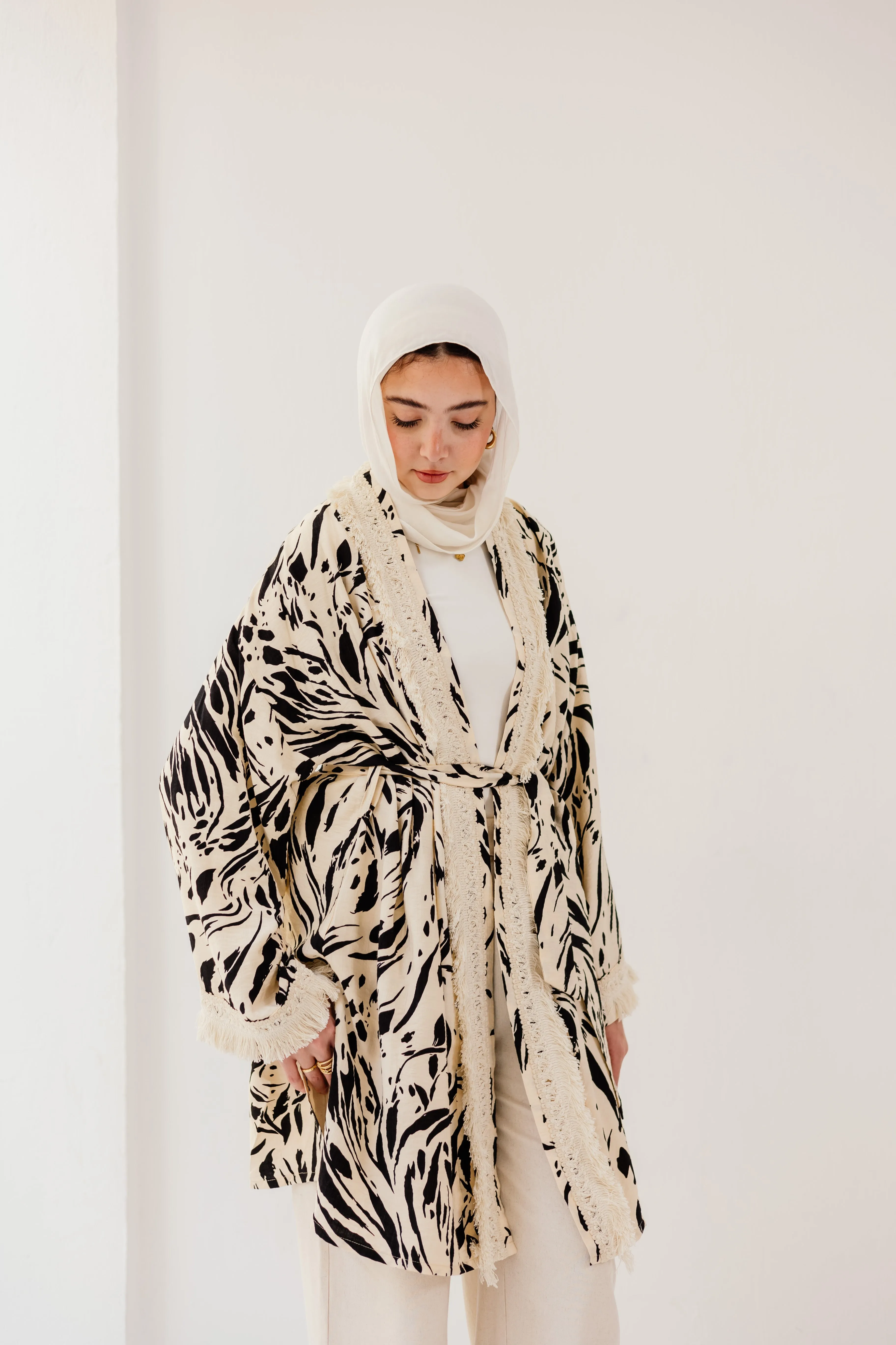 Oia Kimono in Black