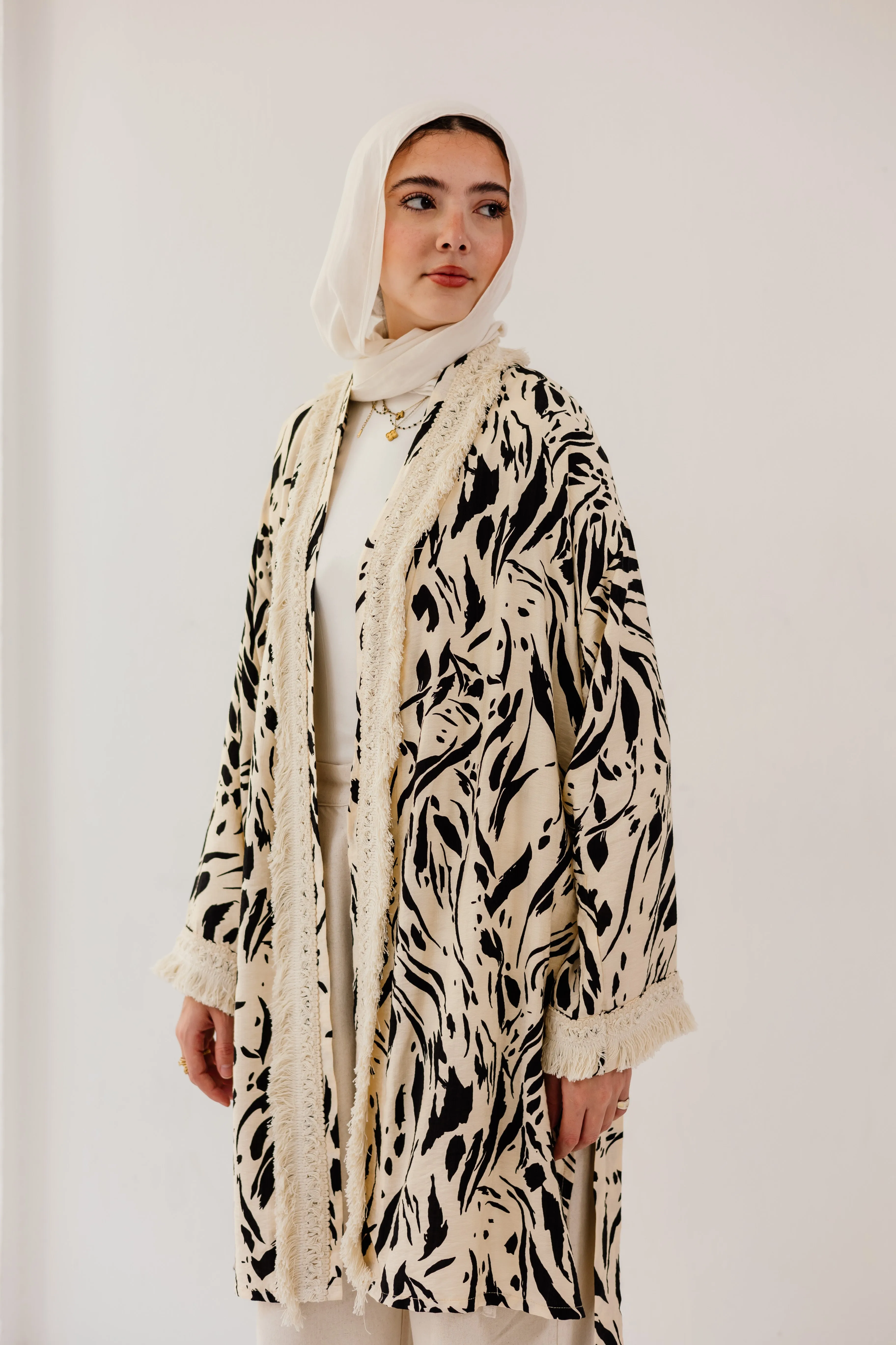 Oia Kimono in Black