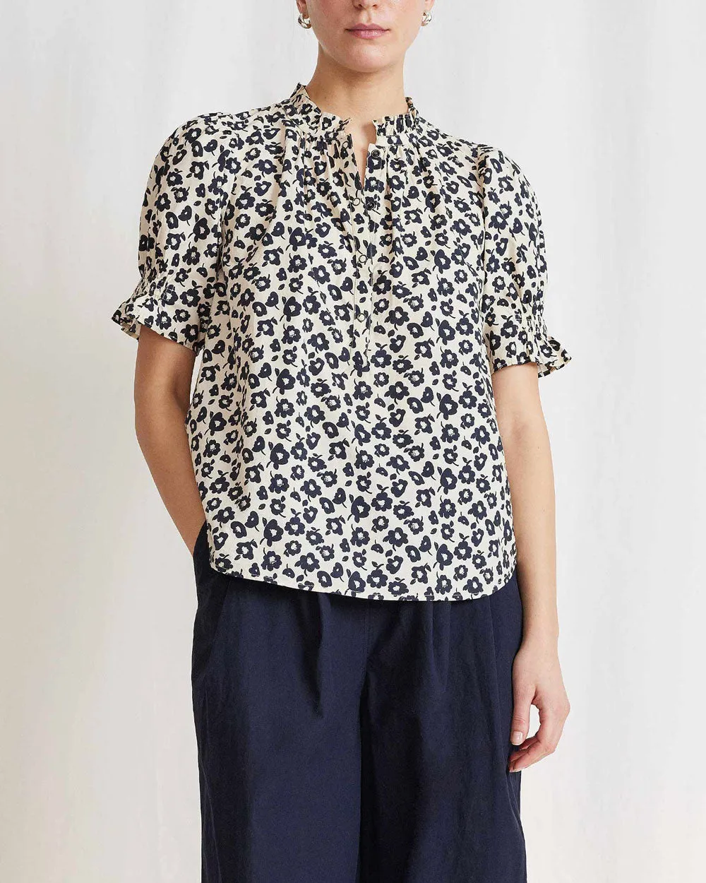 Optic Floral Cream Los Altos Top