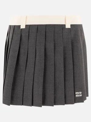 Pleated skirt