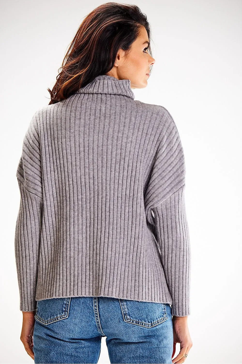 Ribbed Knit Loose-Fit Turtleneck Top