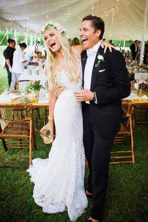 Roycebridal Simple Ivory Lace Country Wedding Dresses V-Neck Mermaid Wedding Dress,MW296