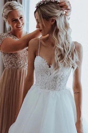 Roycebridal Spaghetti Straps Shining Tulle Beaded Appliqued A-line Wedding Dresses,MW338