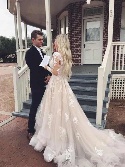 Roycebridal Tulle A-line V-neck Long Sleeve Lace Wedding Dresses with Train Prom Dress,MW483