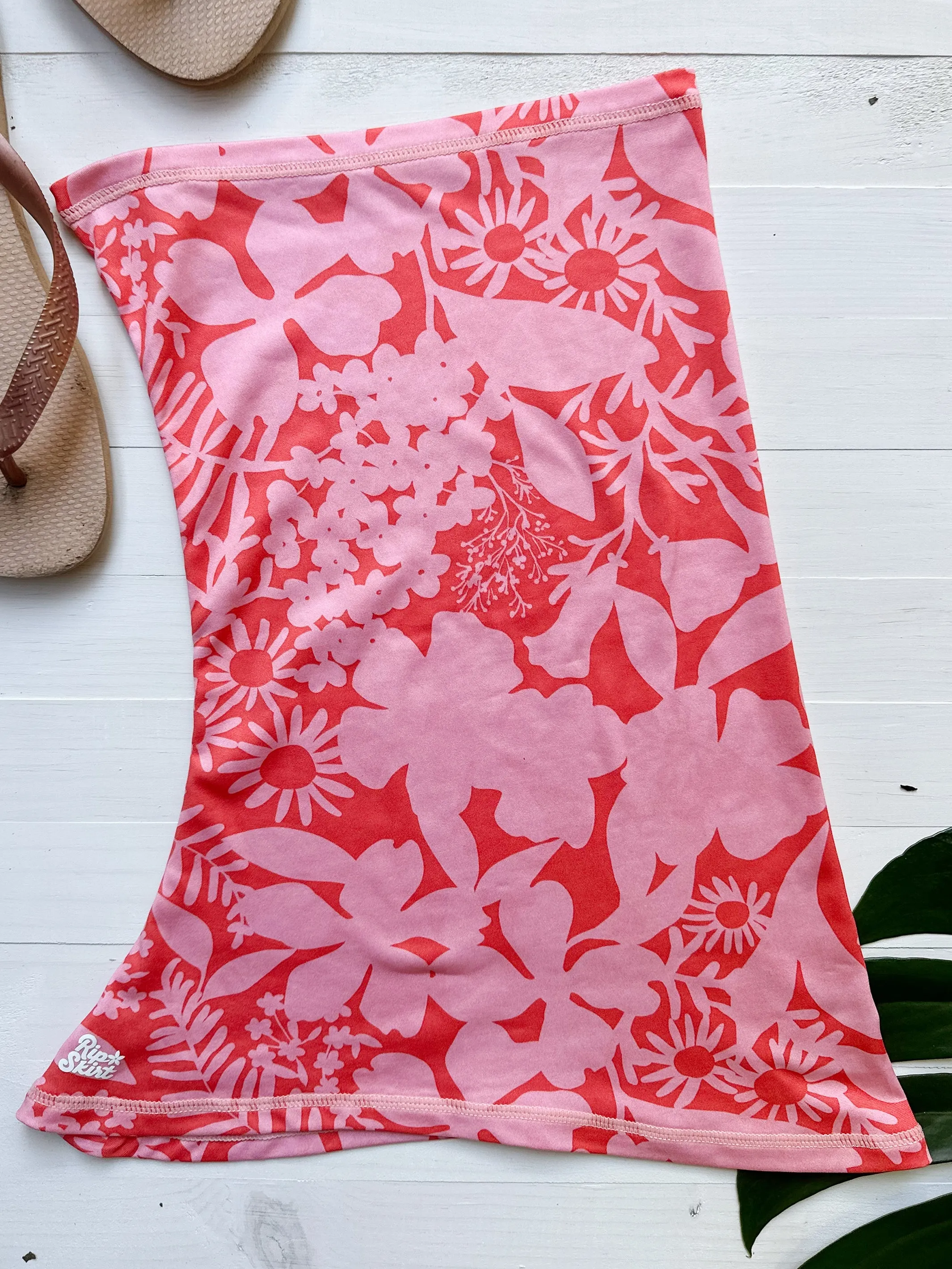 Shadow Garden Coral | Sun Scarf