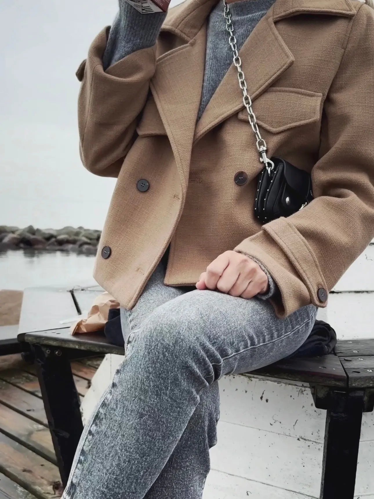 SHORT DOUBLE-BREASTED JACKET - CAMEL