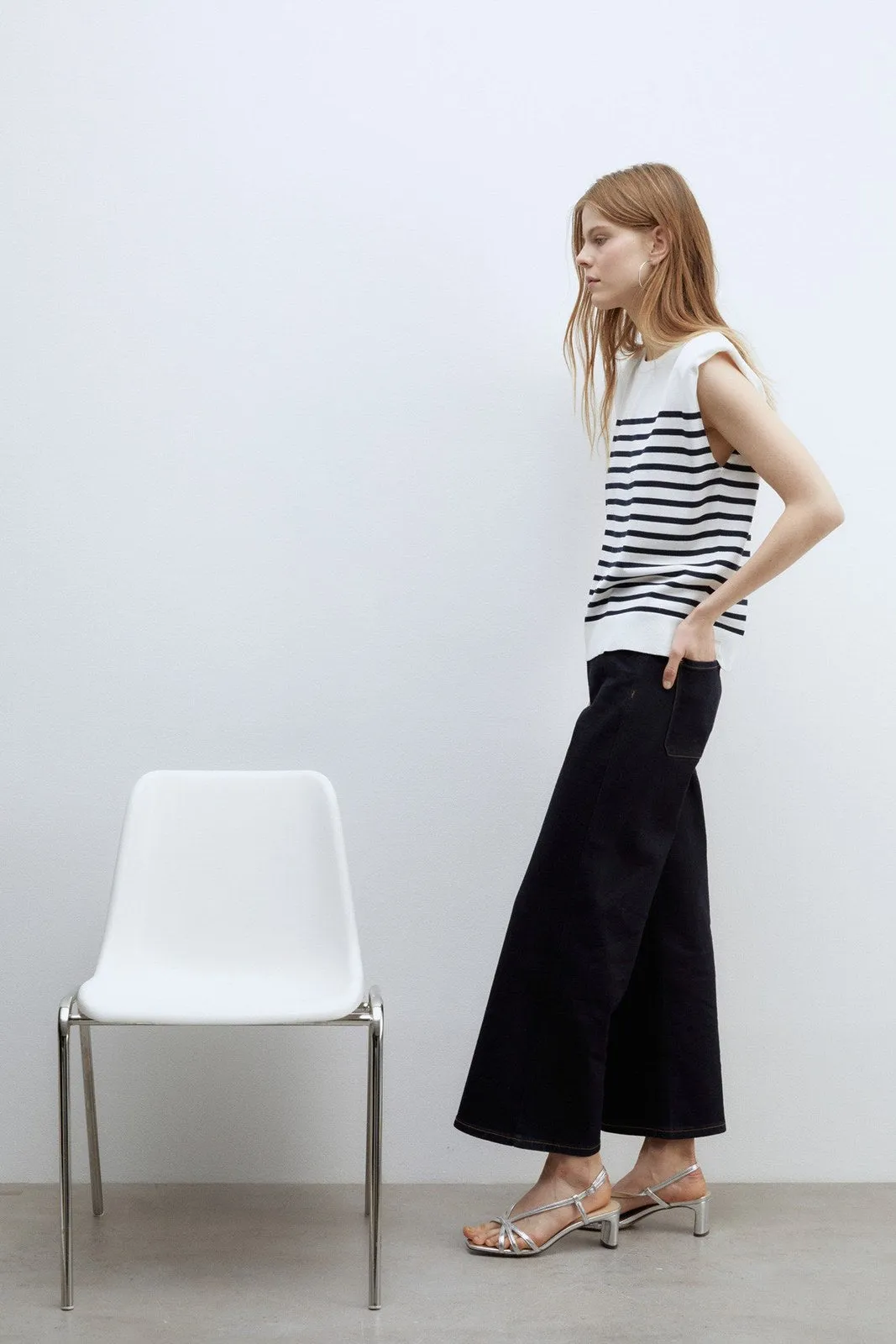 Stripes sleeveless top - White
