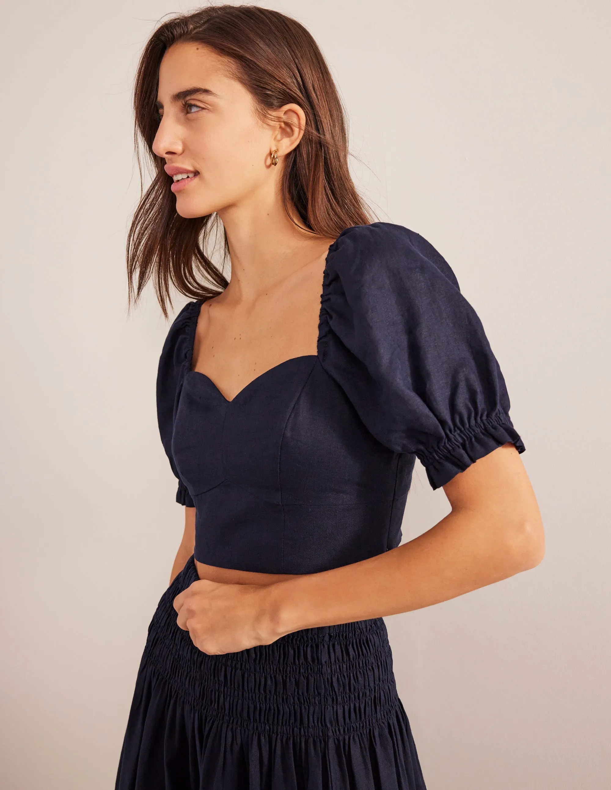 Sweetheart Linen Cropped Top-Navy