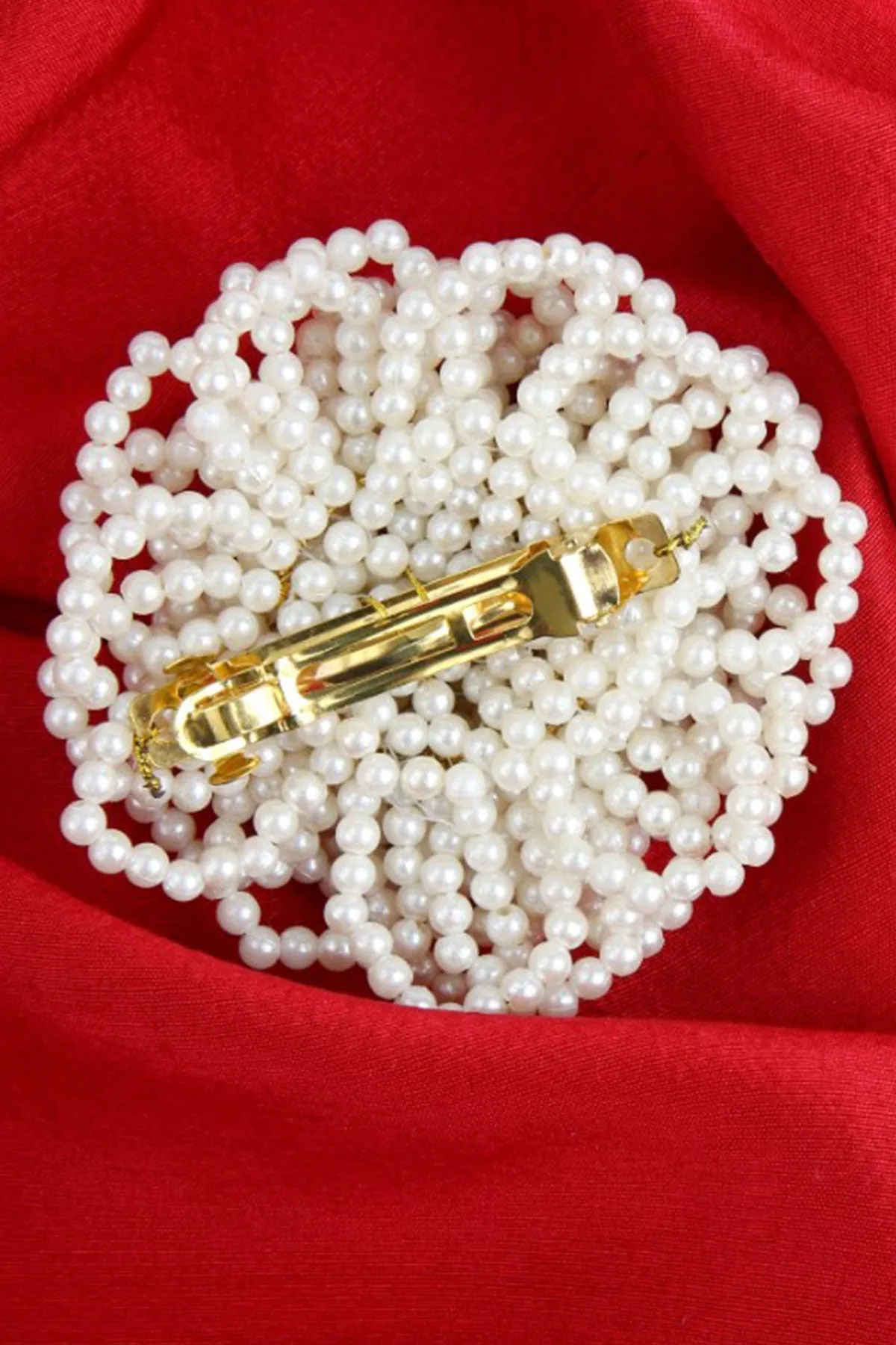 The Cara Handmade Pearl Clip