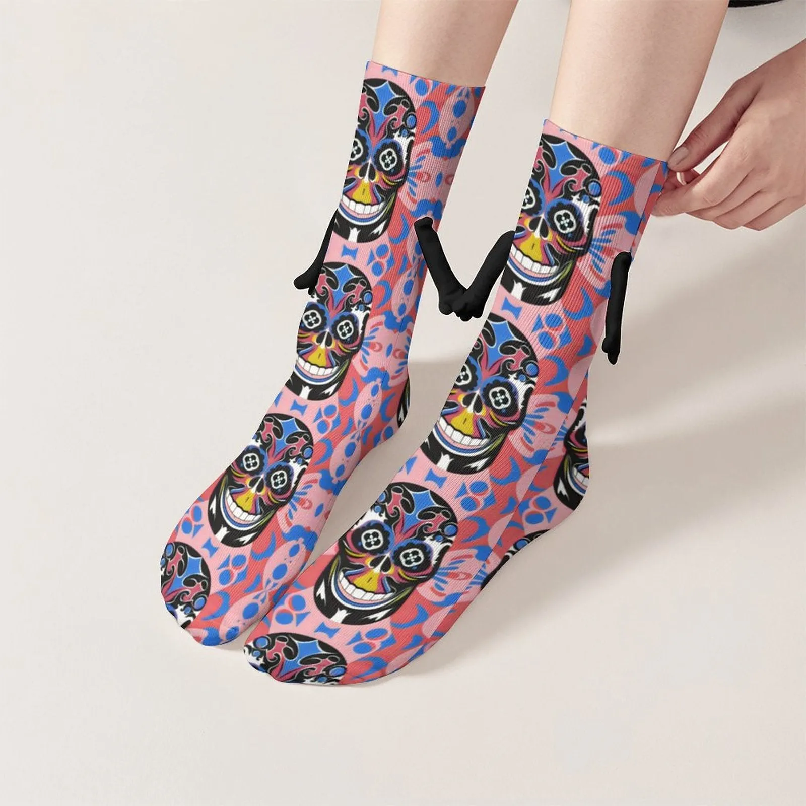 Totem Skulls - Magnetic Holding Hands Funny Socks