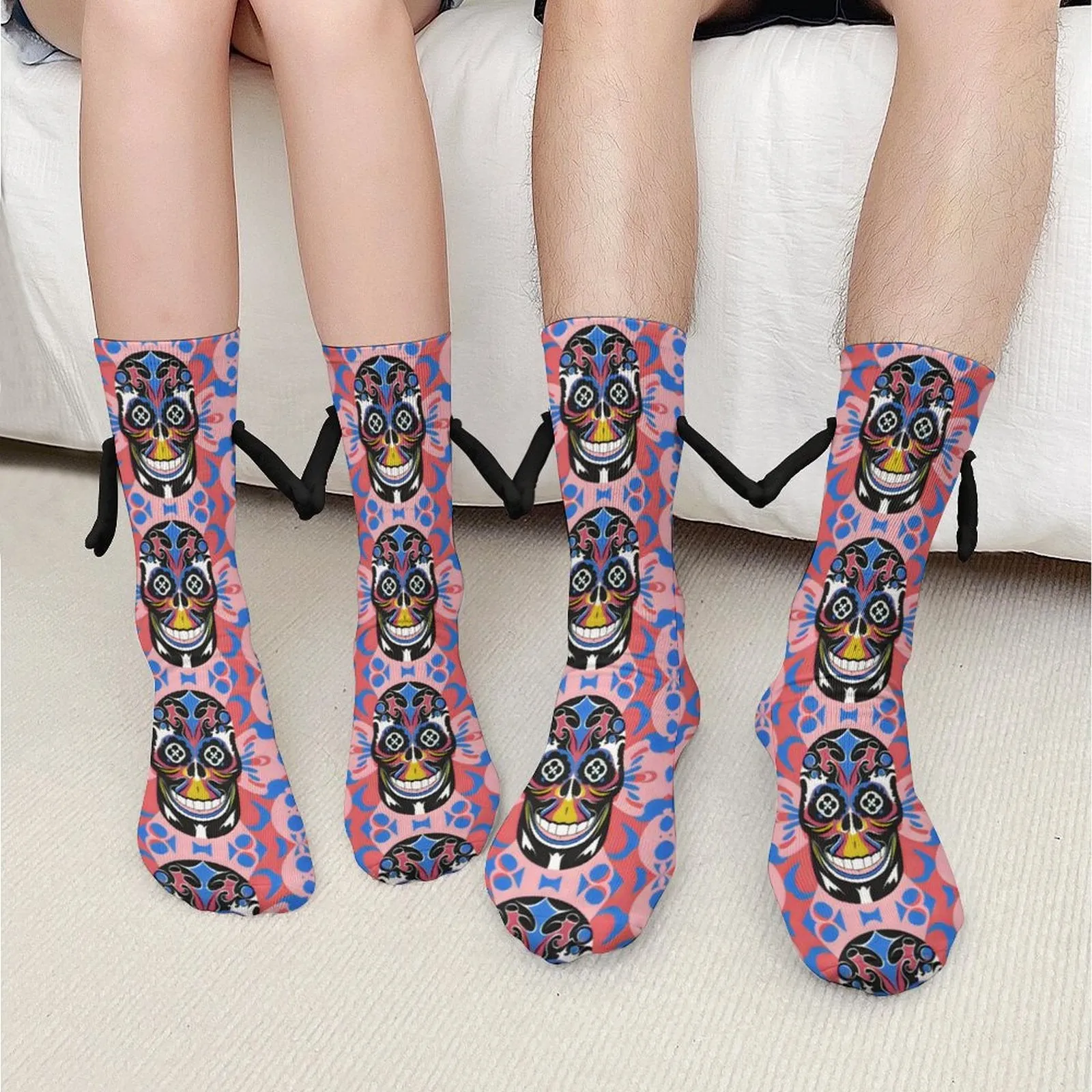 Totem Skulls - Magnetic Holding Hands Funny Socks