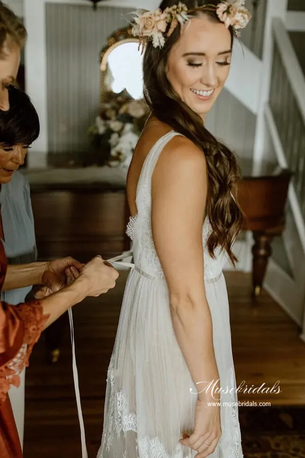 Tulle A-line V-neck Bohemian Wedding Dresses With Lace Appliques, MW1064