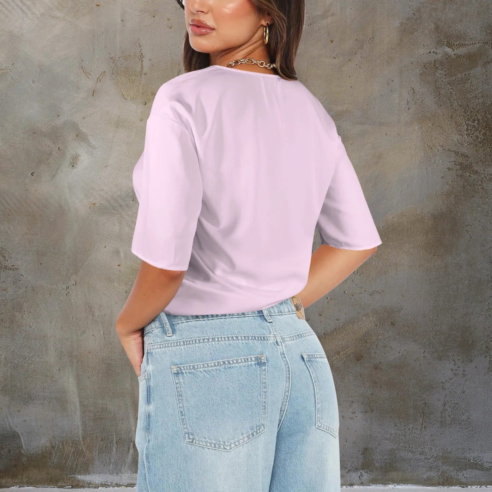 V-neck knotted hem blouse