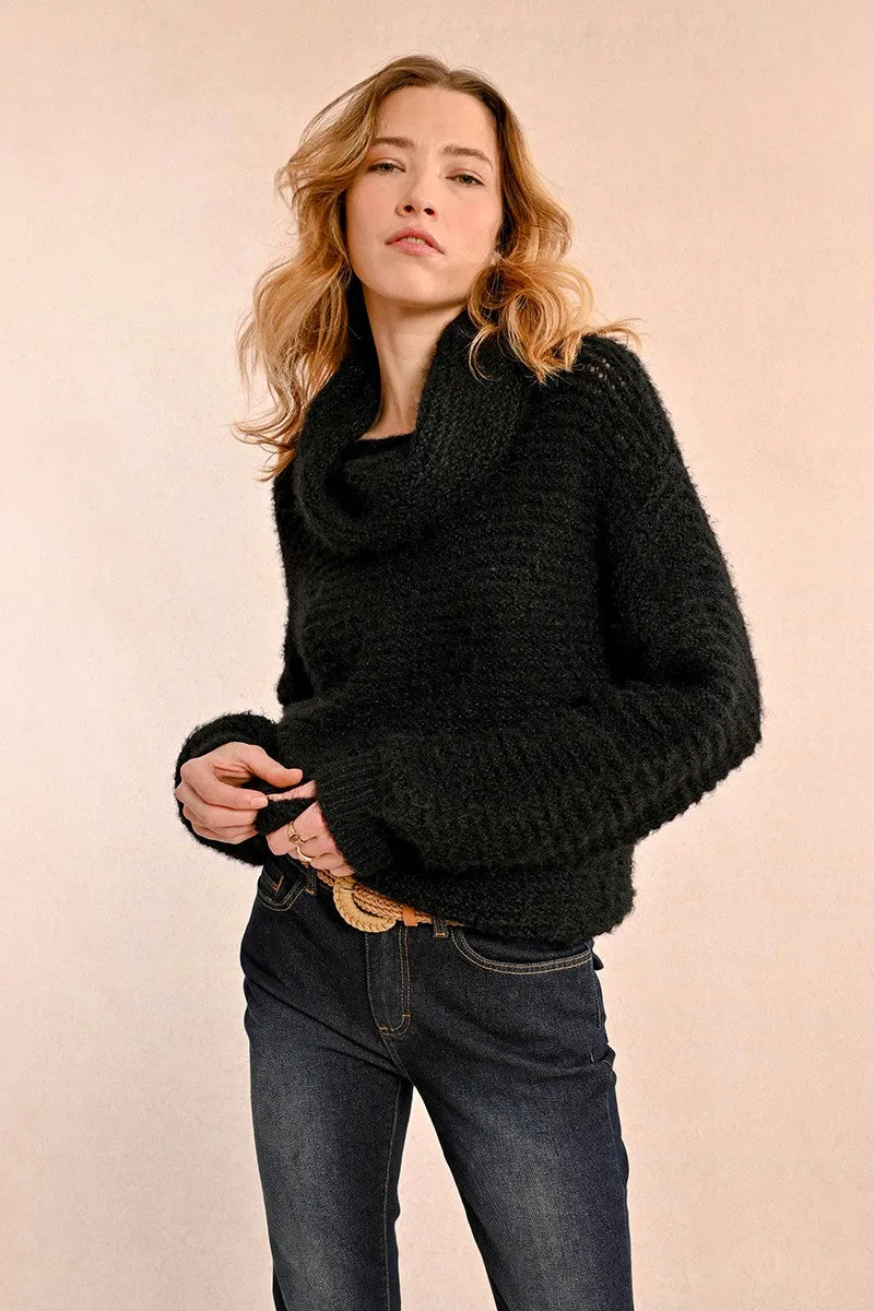 WIDE TURTLENECK SWEATER