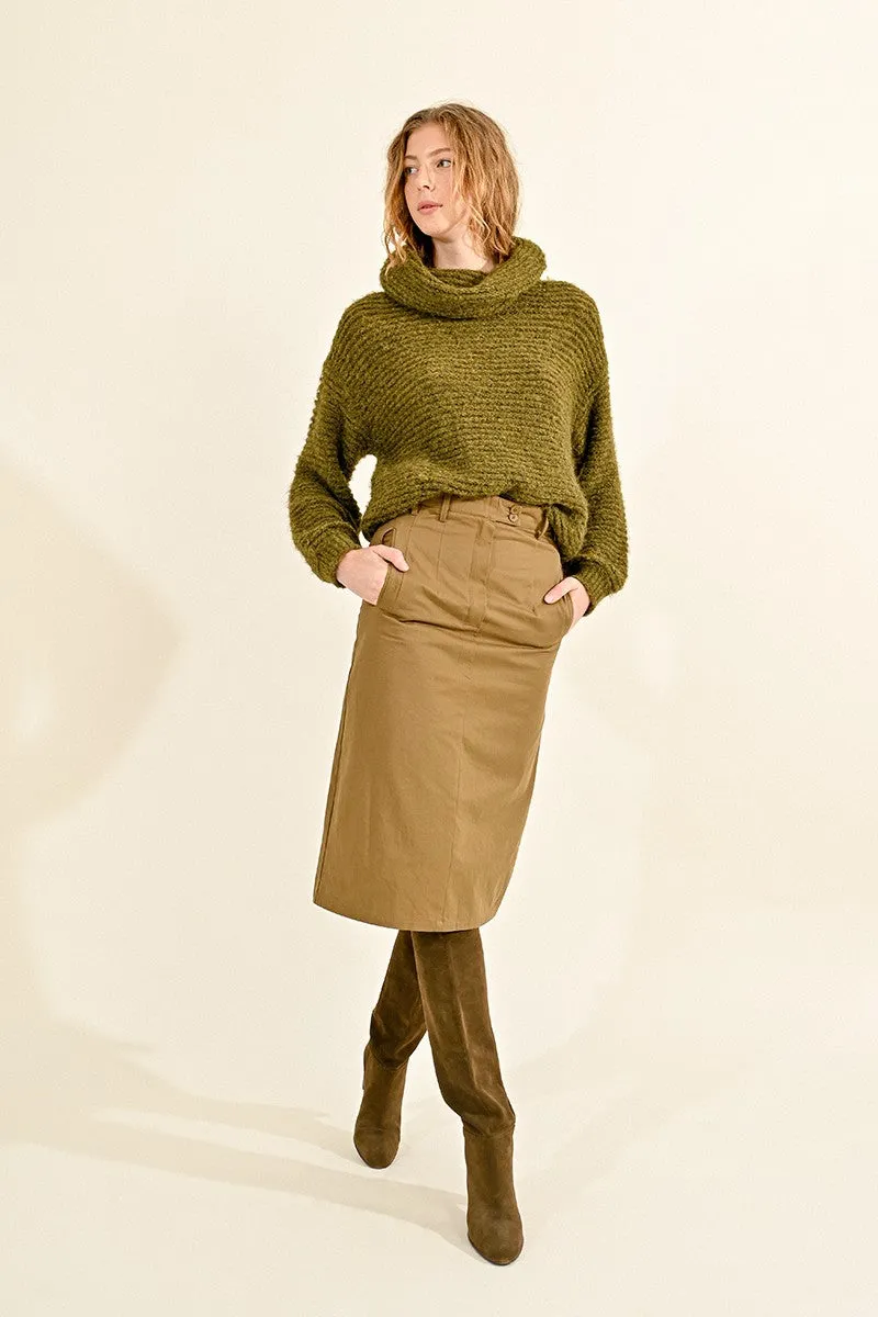 WIDE TURTLENECK SWEATER