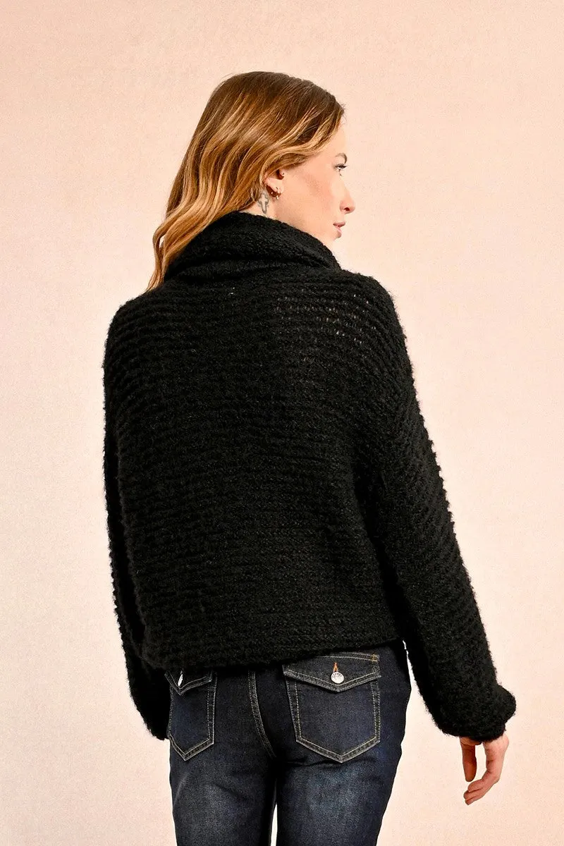 WIDE TURTLENECK SWEATER