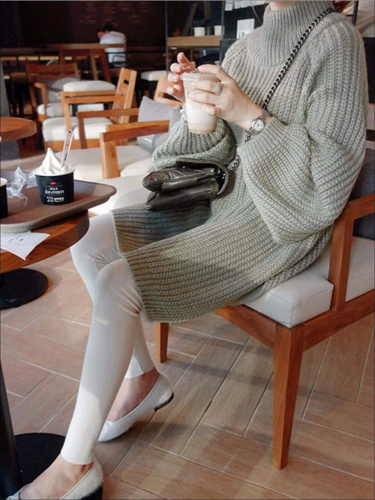 Women's Over-Sized Fall Knit Turtleneck Sweater
